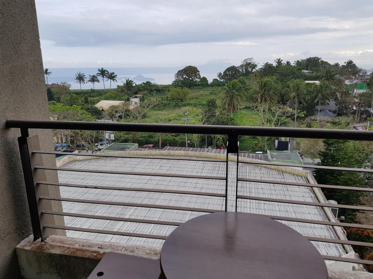 One Tagaytay Place Private Residences Tagaytay City Extérieur photo