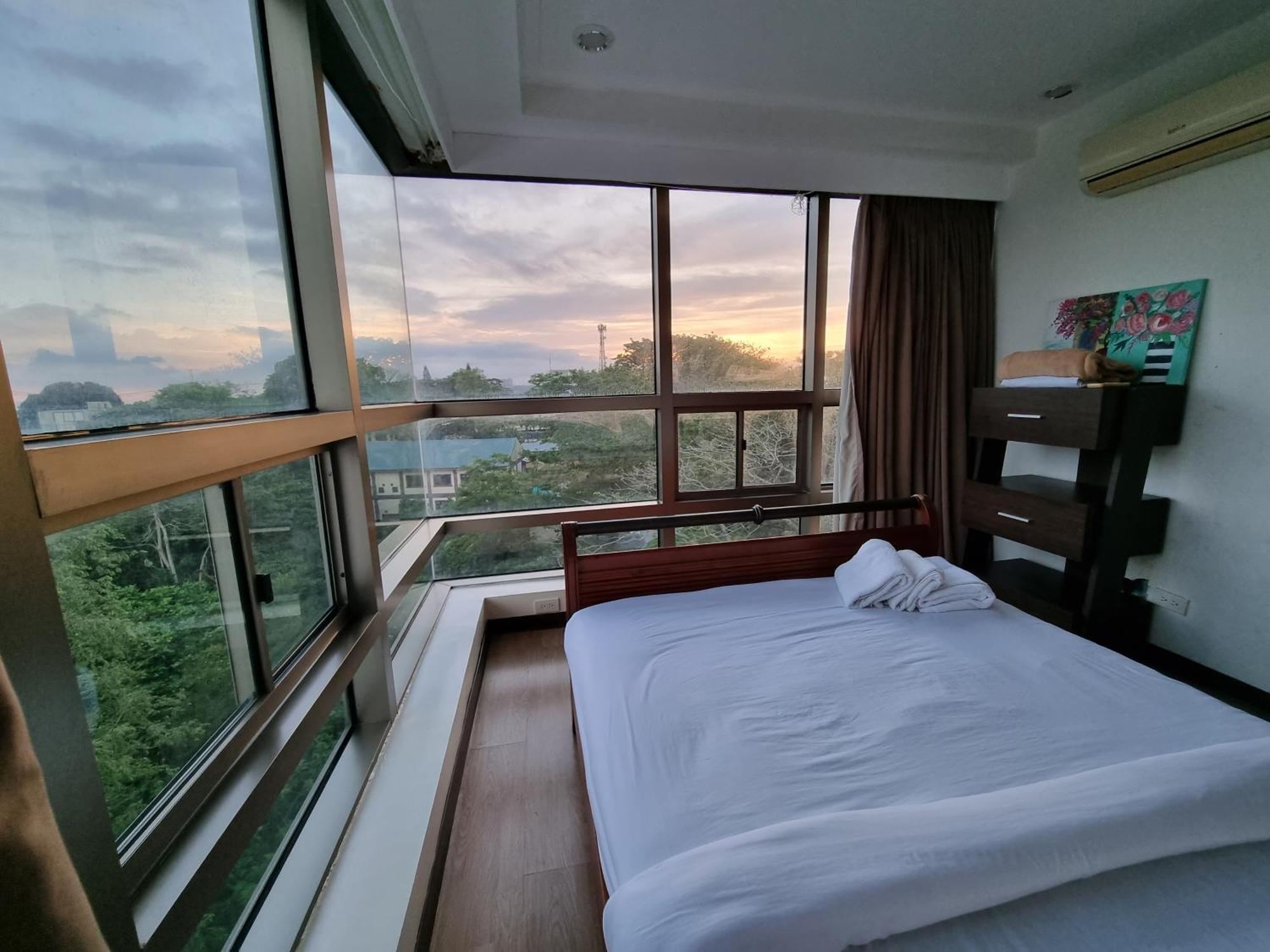 One Tagaytay Place Private Residences Tagaytay City Extérieur photo