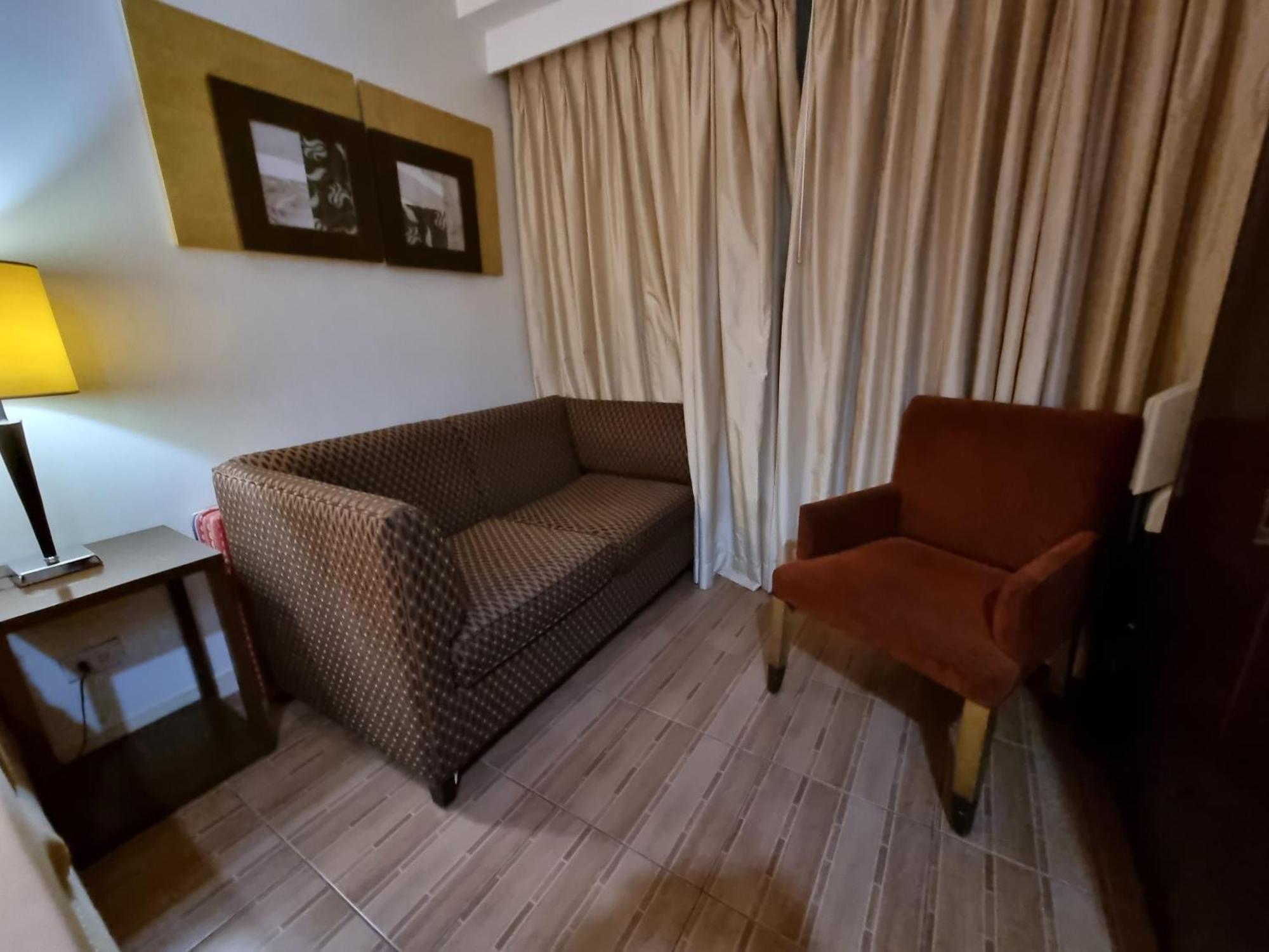 One Tagaytay Place Private Residences Tagaytay City Extérieur photo